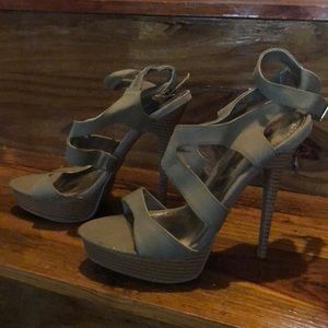 Anne Michelle strapping ankle heels